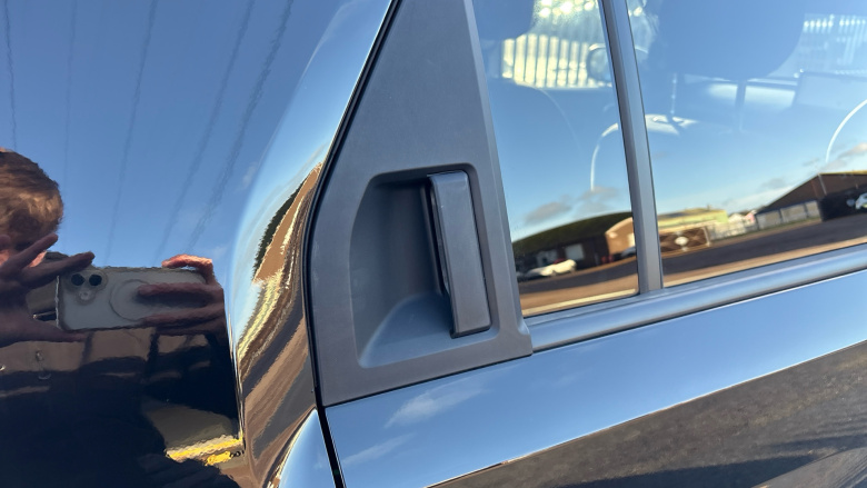 Hyundai INSTER 85kW 02 49kWh 5dr Auto Electric Hatchback